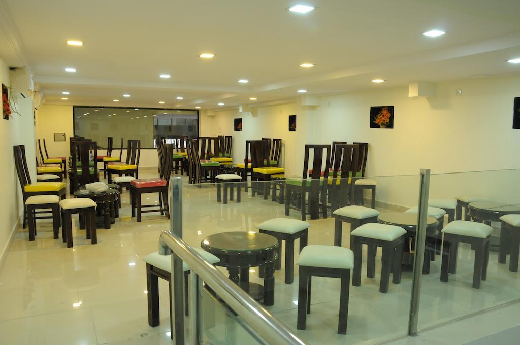 Vijayawāda Hotel Executive Inn מראה חיצוני תמונה